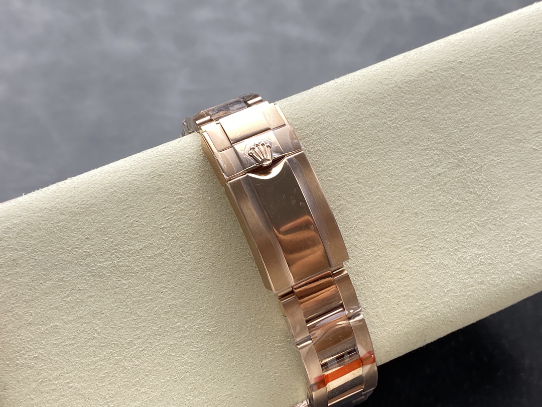 Rolex Cosmograph Daytona 40mm 【116505-0016】