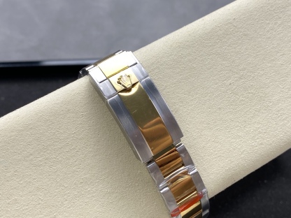 Rolex Cosmograph Daytona 40mm 【126503-0001】