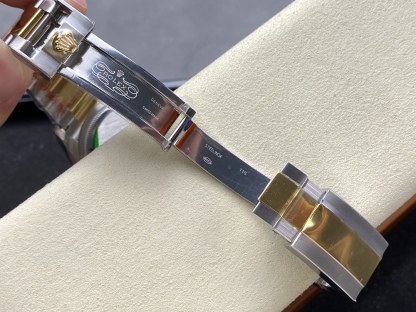 Rolex Cosmograph Daytona 40mm 【126503-0001】