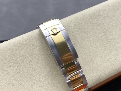 Rolex Cosmograph Daytona 40mm 【126503-0002】