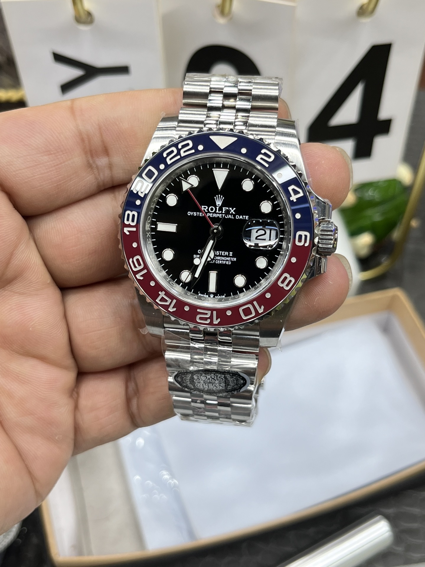 Rolex GMT-Master II 40mm 【m126710blro-0001】