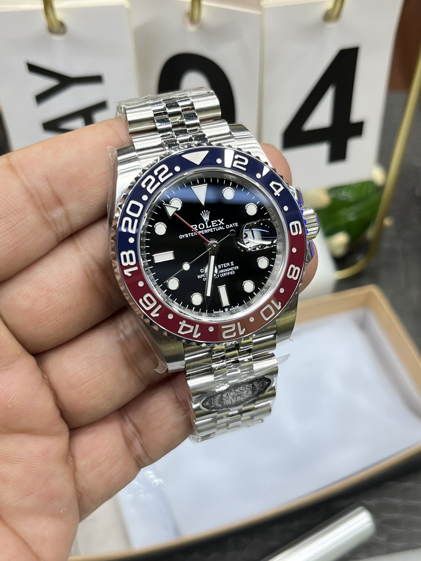 Rolex GMT-Master II 40mm 【m126710blro-0001】