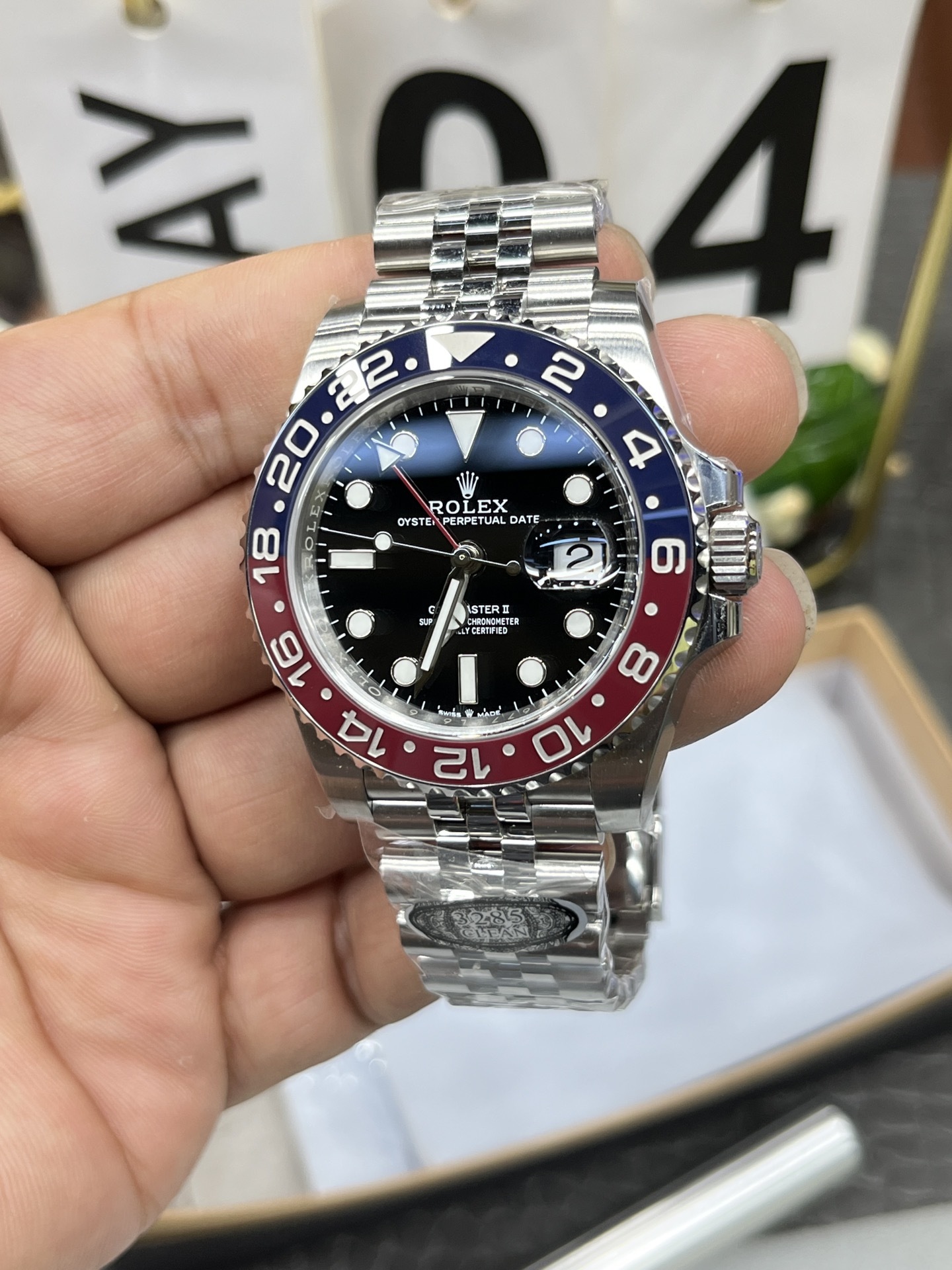 Rolex GMT-Master II 40mm 【m126710blro-0001】
