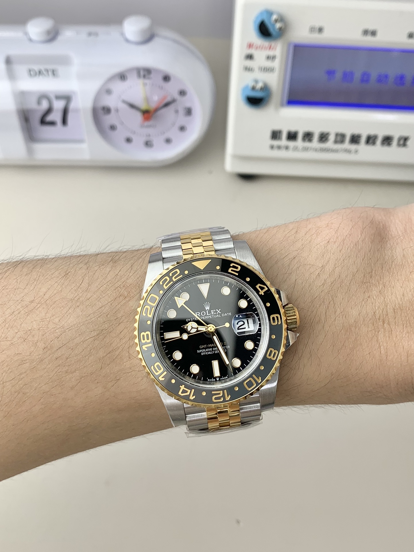 Rolex GMT-Master II 40mm 【m126713grnr-0001】