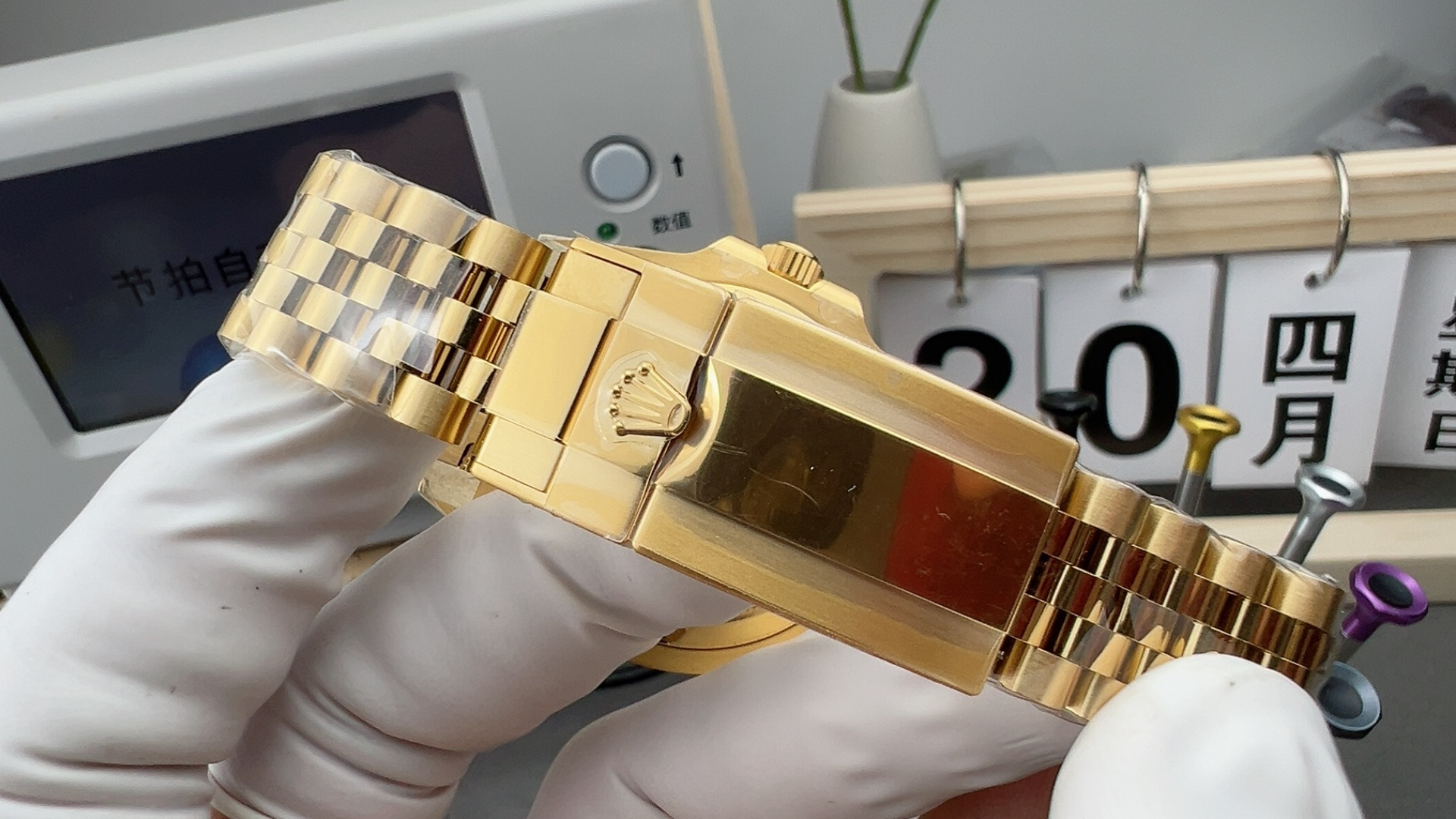 Rolex GMT-Master II 40mm 【M126718GRNR-0001】