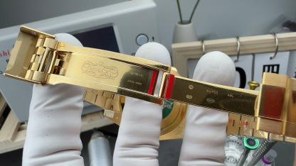 Rolex GMT-Master II 40mm 【M126718GRNR-0001】