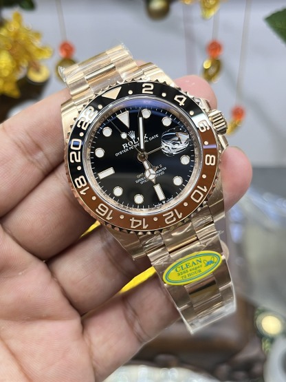 Rolex GMT-Master II 40mm 【M126718GRNR-0001】