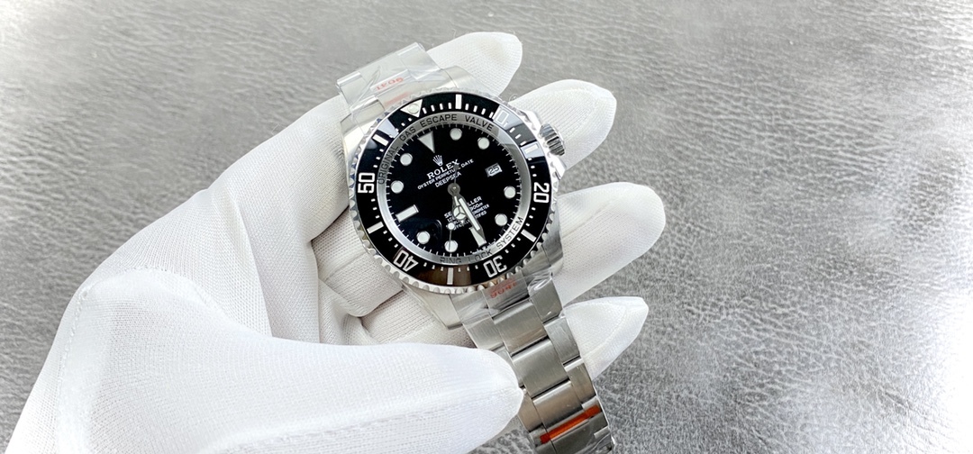 Rolex Sea-Dweller 44mm【m136660-0004】
