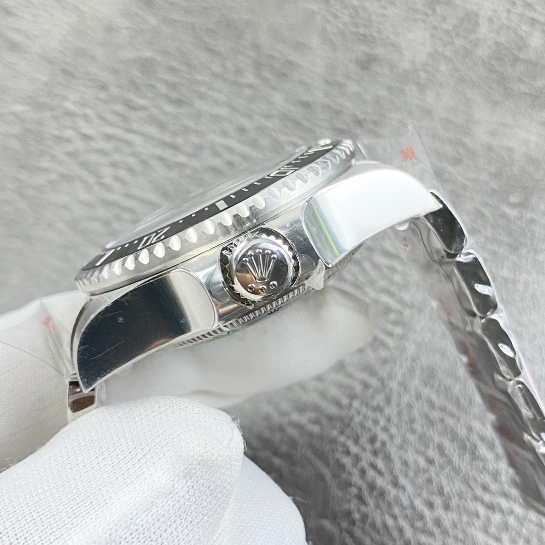 Rolex Sea-Dweller 44mm【m136660-0004】