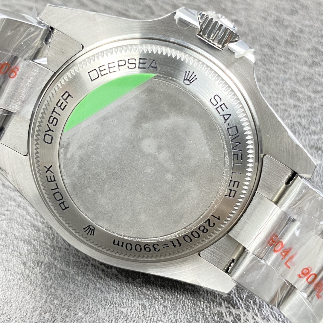 Rolex Sea-Dweller 44mm【m136660-0004】