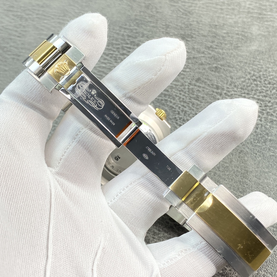 Rolex Sea-Dweller 44mm【m126603-0001】