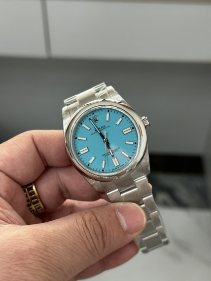 Rolex Oyster Perpetual Series 41mm 【Tiffany Blue】