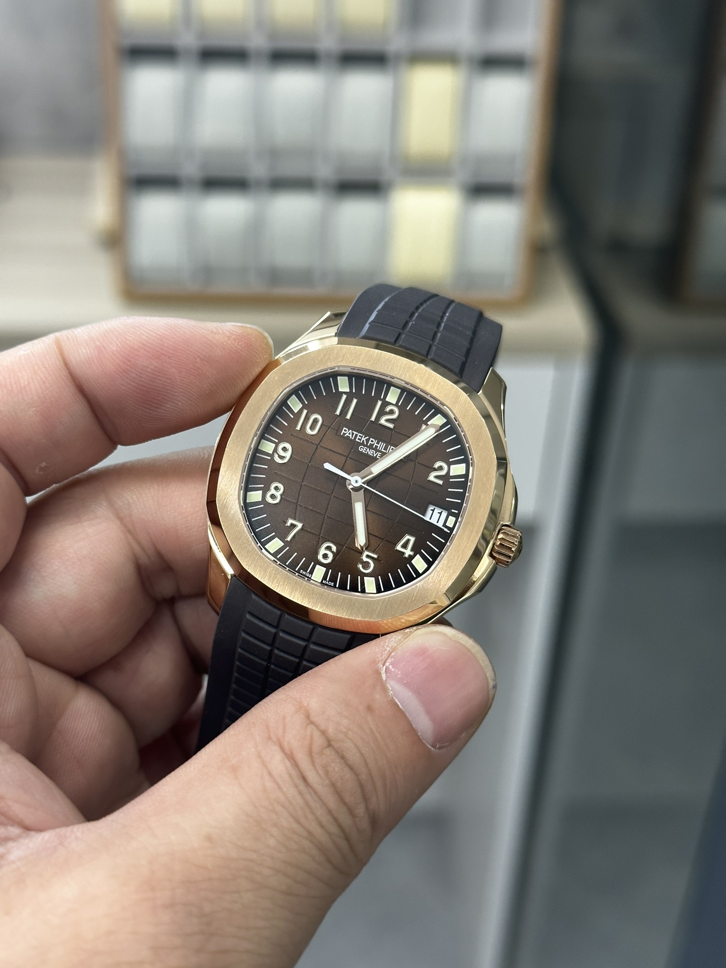 PATEK PHILIPPE AQUANAUT 40mm【5167R-001】