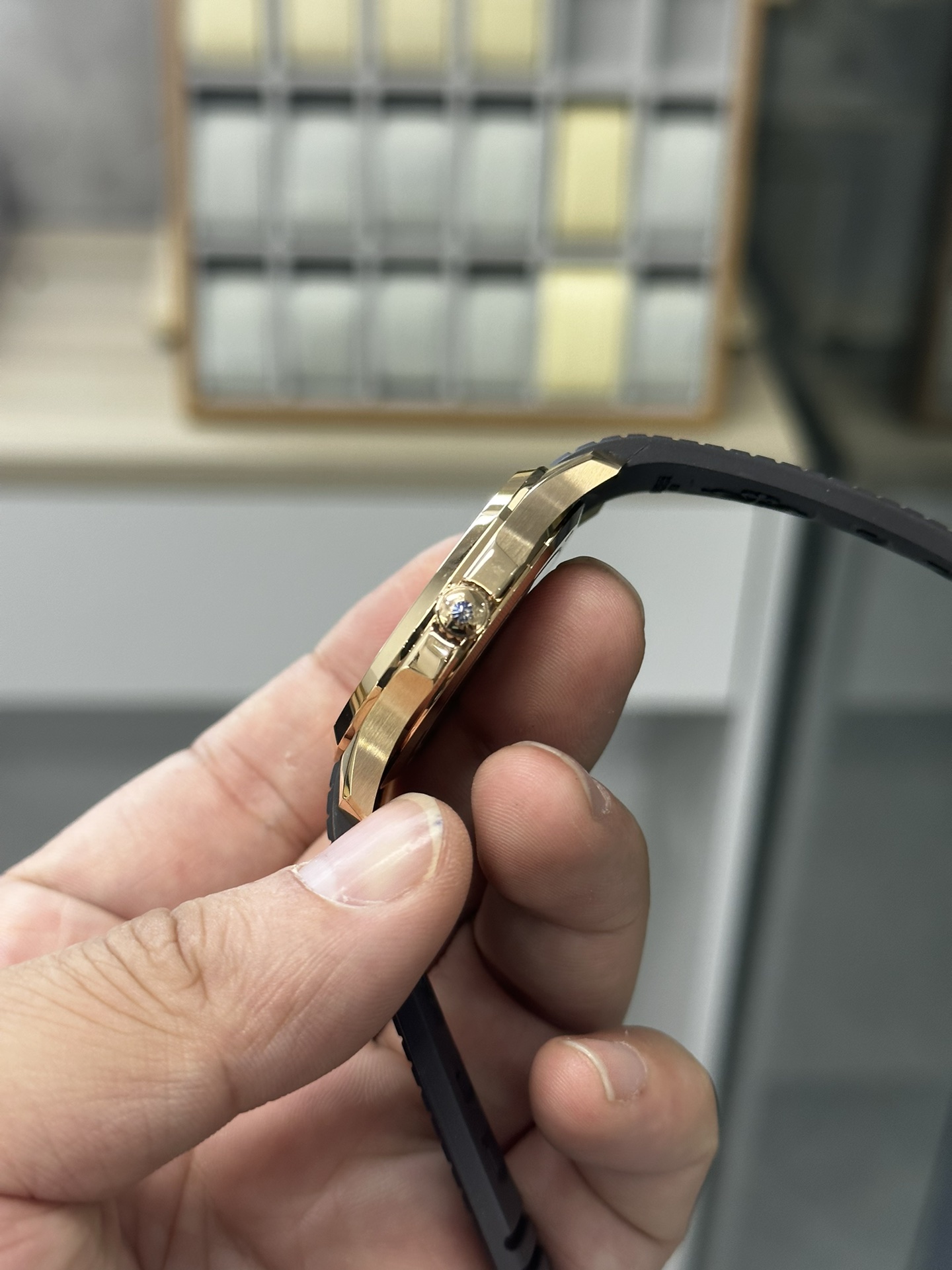 PATEK PHILIPPE AQUANAUT 40mm【5167R-001】