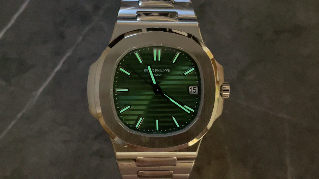 PATEK PHILIPPE NAUTILUS 41mm【5811/Custom Dial】