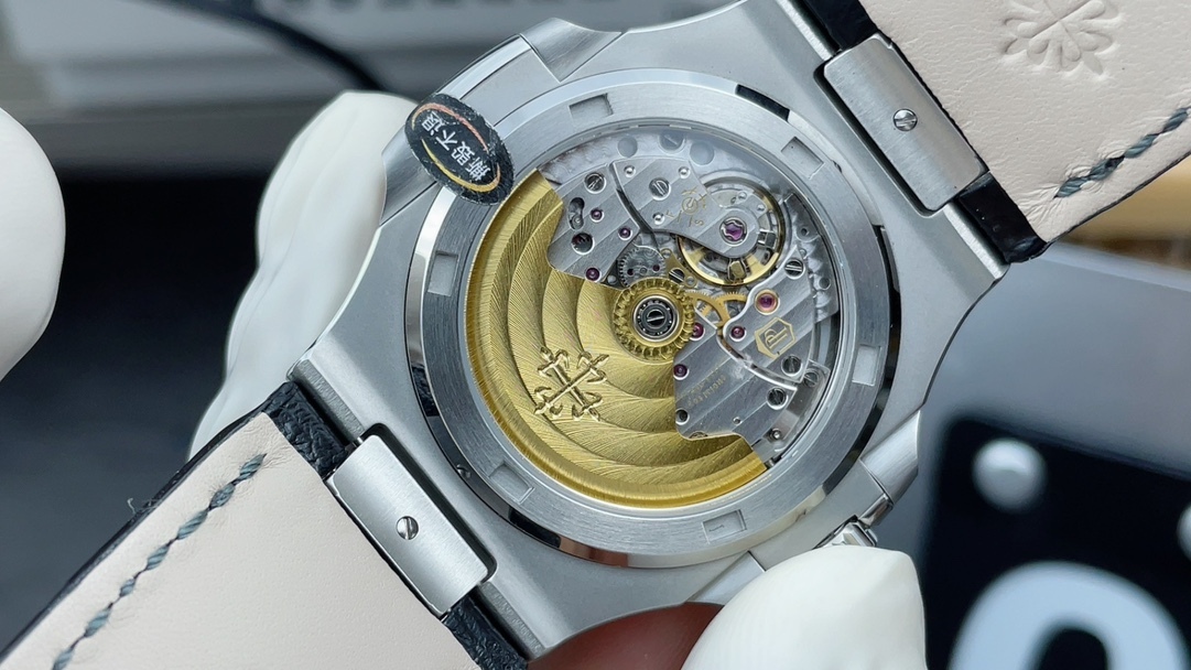 PATEK PHILIPPE NAUTILUS 40mm【5711/1A-001】