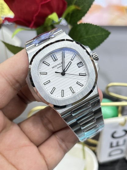 PATEK PHILIPPE NAUTILUS 41mm【5811/Custom Dial】