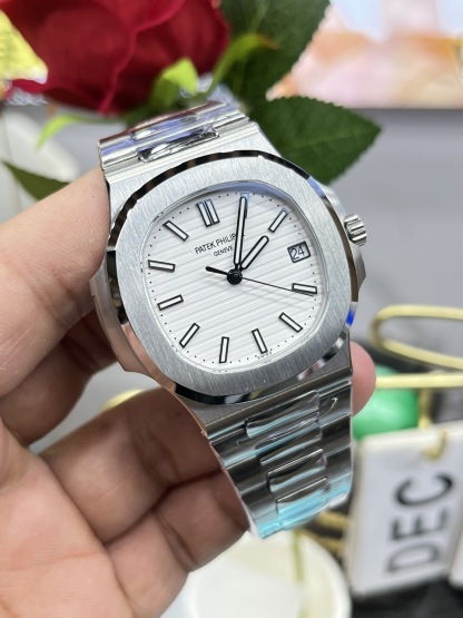 PATEK PHILIPPE NAUTILUS 41mm【5811/Custom Dial】