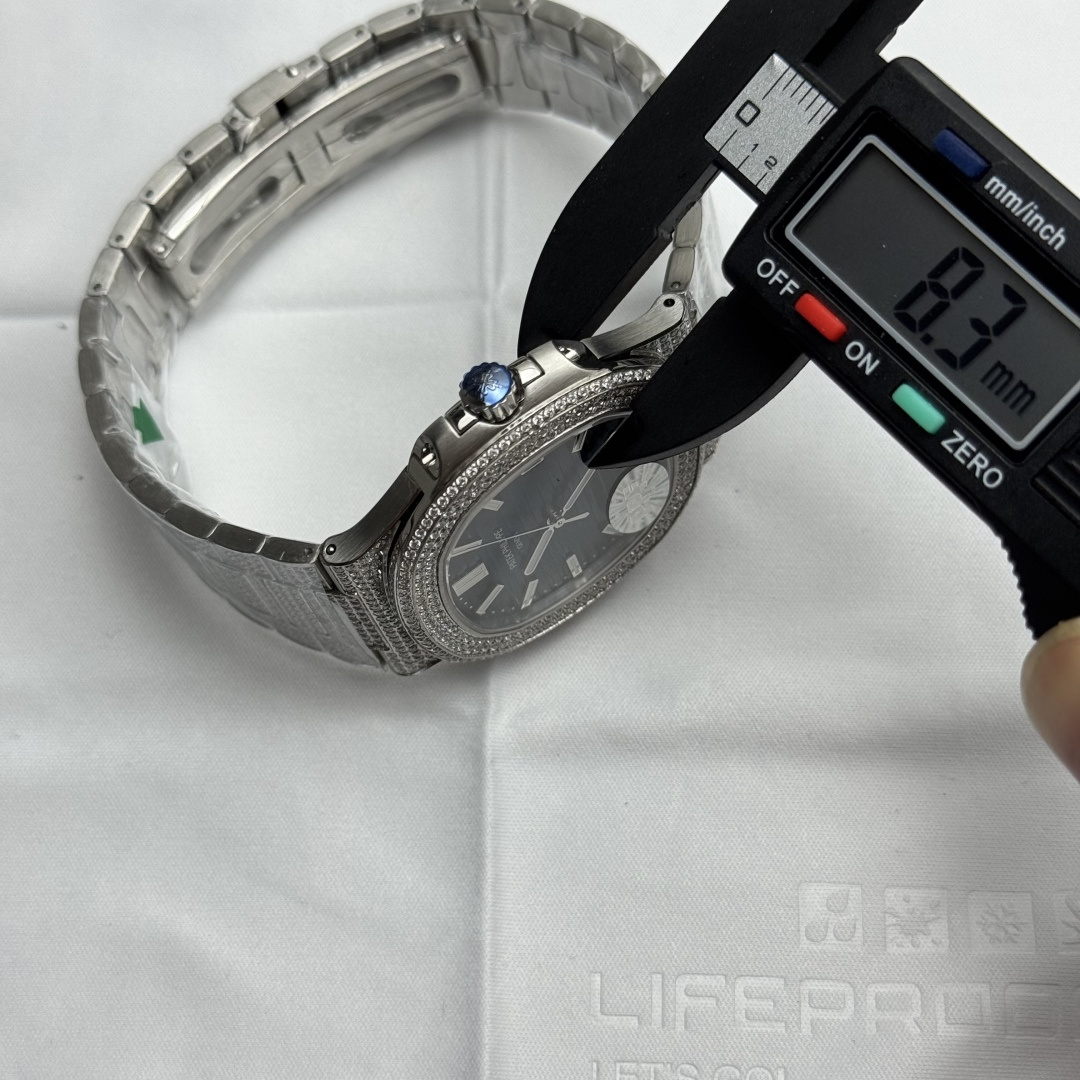 PATEK PHILIPPE NAUTILUS 41mm【5811/Custom Dial】