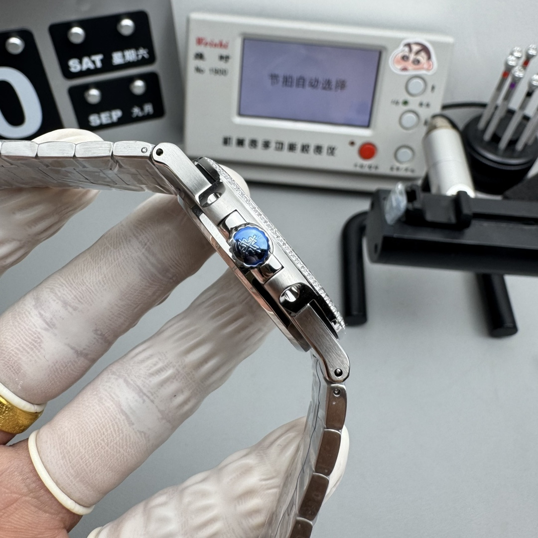 PATEK PHILIPPE NAUTILUS 41mm【5811/Custom Dial】