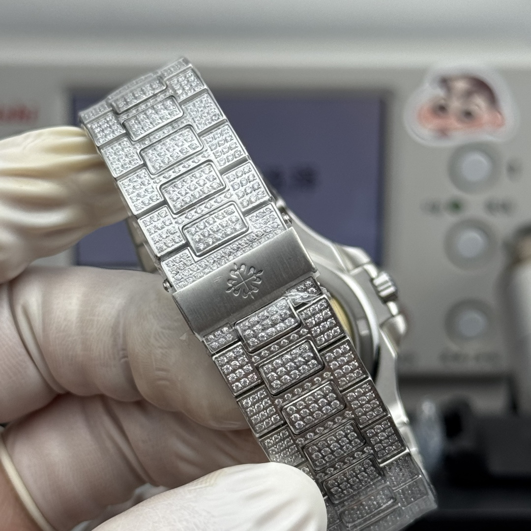 PATEK PHILIPPE NAUTILUS 41mm【5811/Custom Dial】