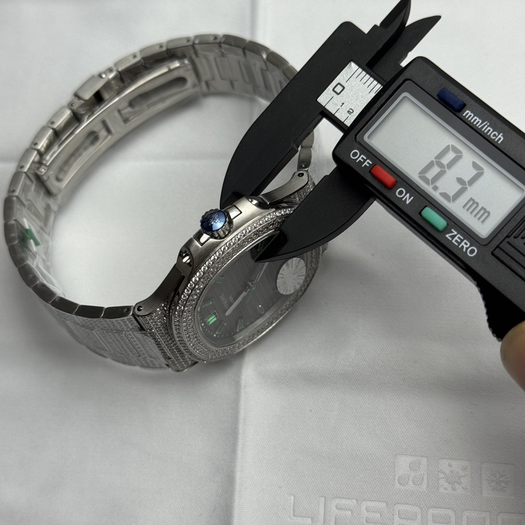 PATEK PHILIPPE NAUTILUS 41mm【5811/Custom Dial】