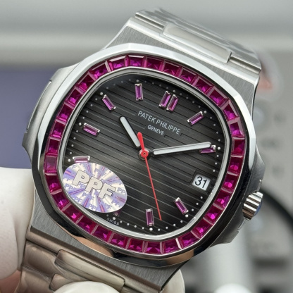 PATEK PHILIPPE NAUTILUS 40mm【5711/112P-001】