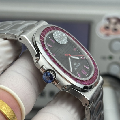 PATEK PHILIPPE NAUTILUS 40mm【5711/112P-001】