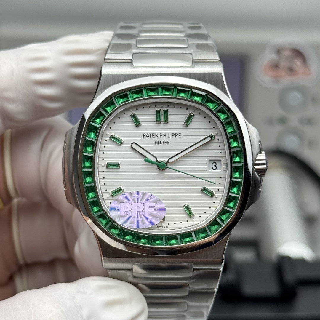 PATEK PHILIPPE NAUTILUS 40mm【5711-Custom Dial】