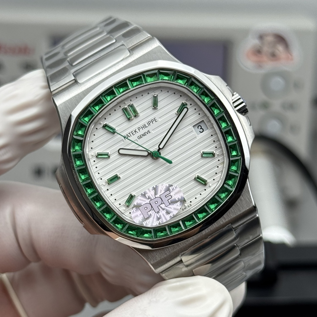 PATEK PHILIPPE NAUTILUS 40mm【5711-Custom Dial】