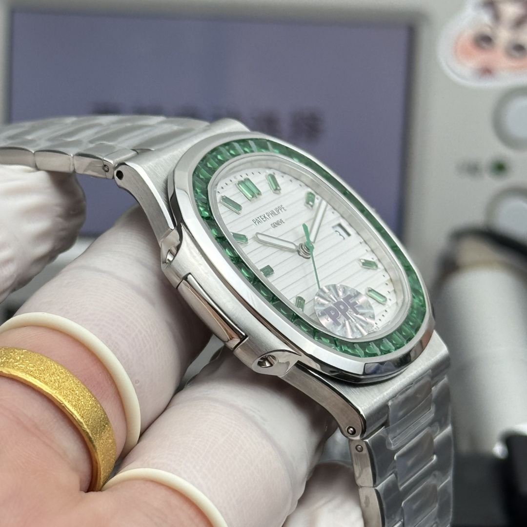 PATEK PHILIPPE NAUTILUS 40mm【5711-Custom Dial】