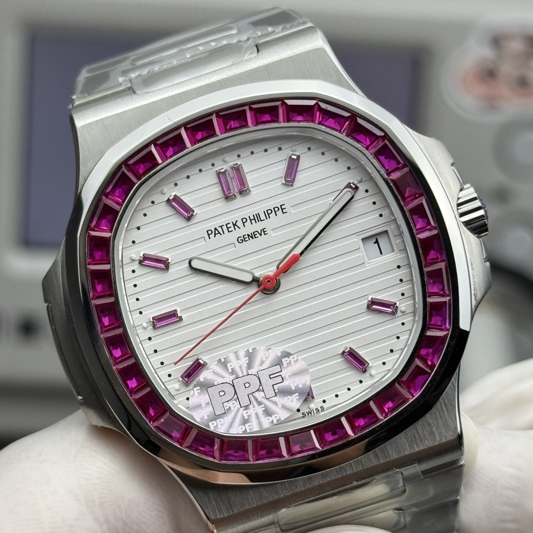 PATEK PHILIPPE NAUTILUS 40mm【5711-Custom Dial】