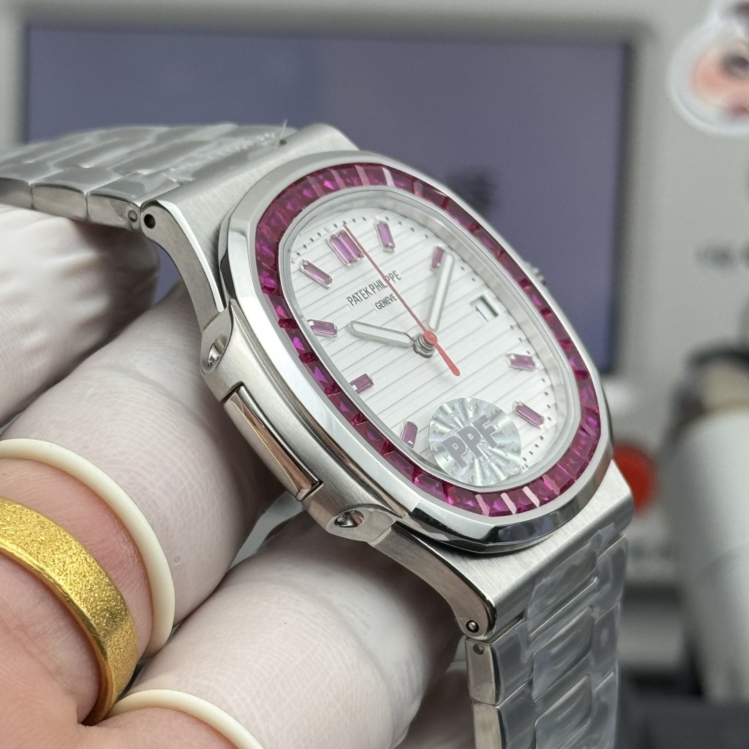 PATEK PHILIPPE NAUTILUS 40mm【5711-Custom Dial】