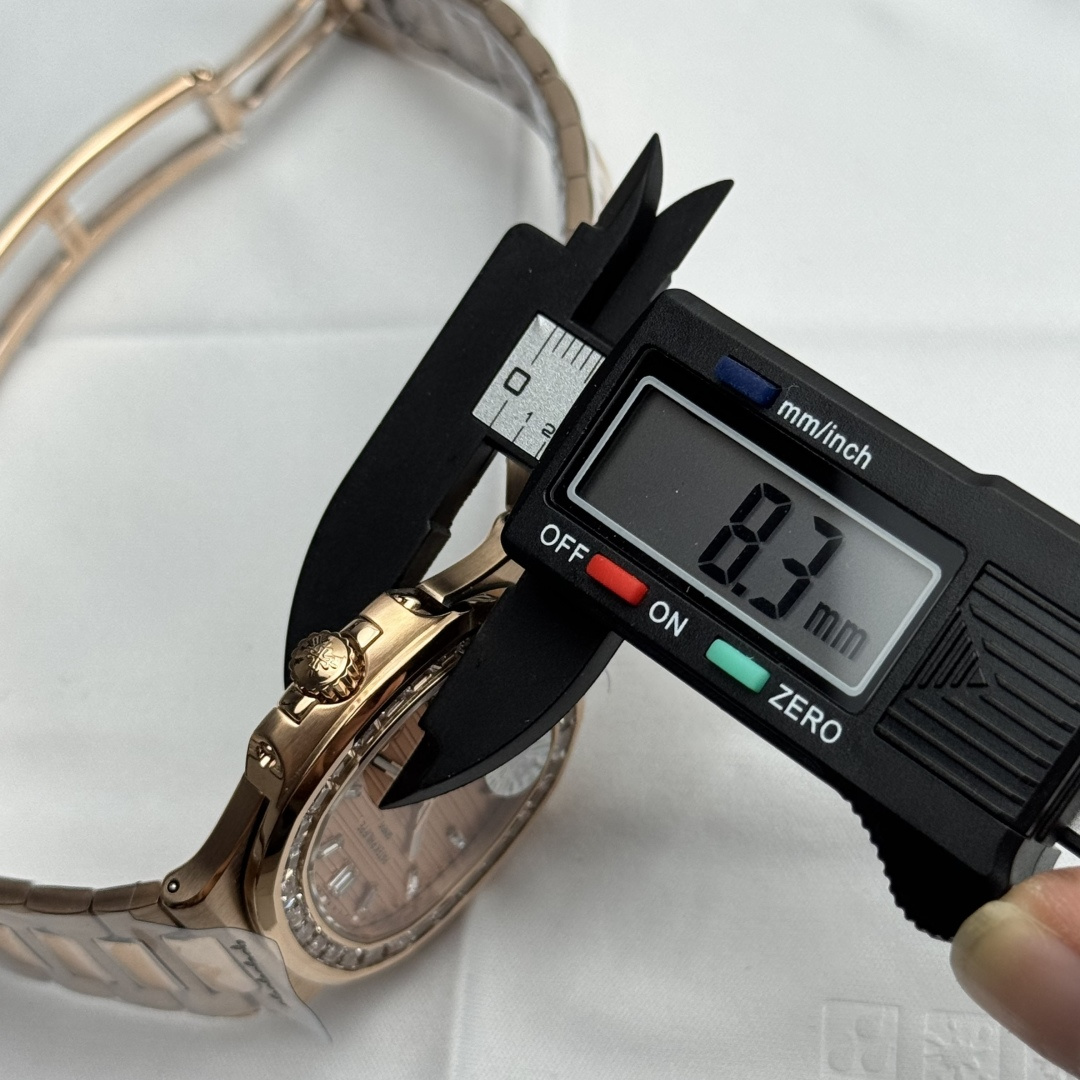 PATEK PHILIPPE NAUTILUS 40mm【5723/1R-001】