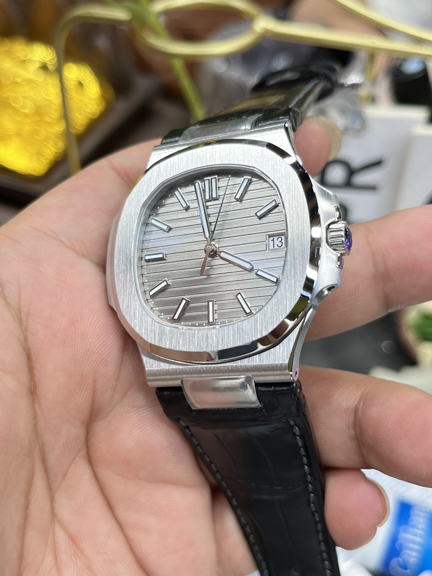 PATEK PHILIPPE NAUTILUS 40mm【5711G-001】