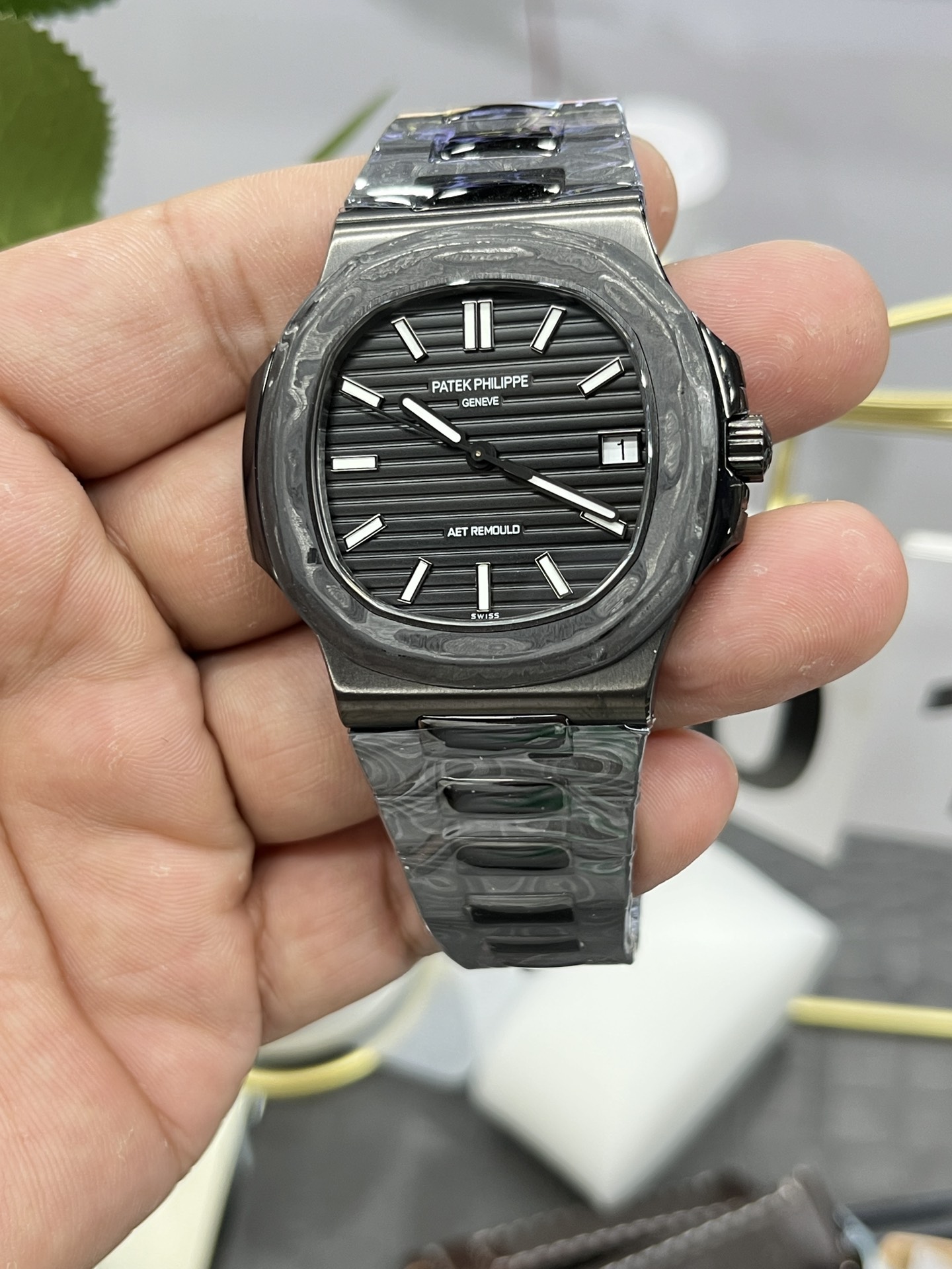 PATEK PHILIPPE NAUTILUS 41mm【5811/Carbon Fiber】