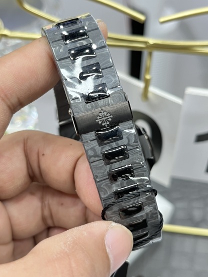 PATEK PHILIPPE NAUTILUS 41mm【5811/Carbon Fiber】