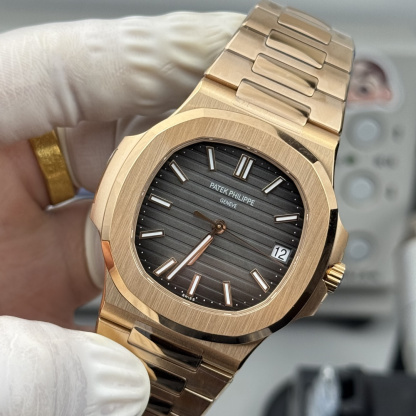 PATEK PHILIPPE NAUTILUS 40mm【5711R-001】