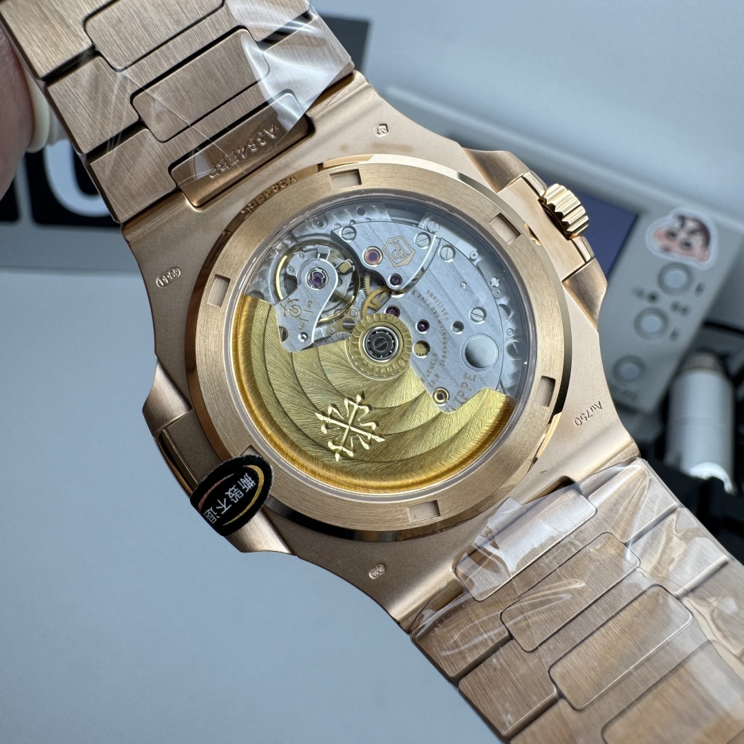 PATEK PHILIPPE NAUTILUS 40mm【5711R-001】