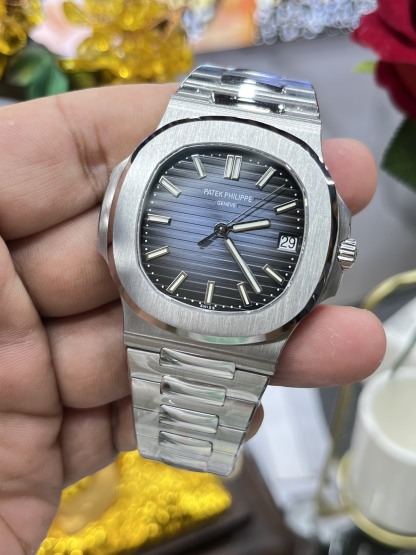 PATEK PHILIPPE NAUTILUS 40mm【5711/1A-001】