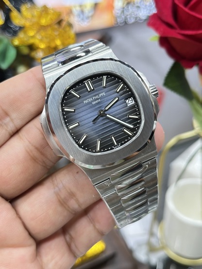 PATEK PHILIPPE NAUTILUS 40mm【5711/1A-001】