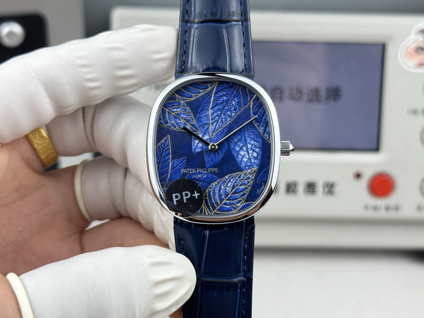 PATEK PHILIPPE GOLDEN  ELLIPSE  34.5mm×39.5mm【leaves】