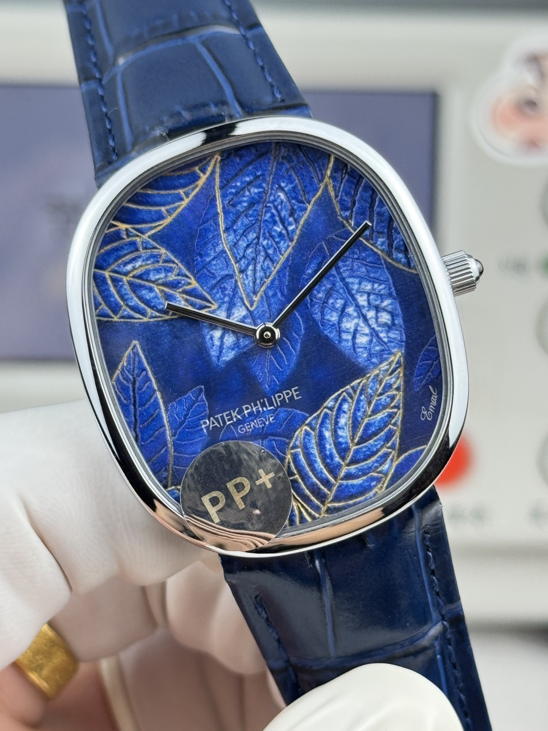 PATEK PHILIPPE GOLDEN  ELLIPSE  34.5mm×39.5mm【leaves】