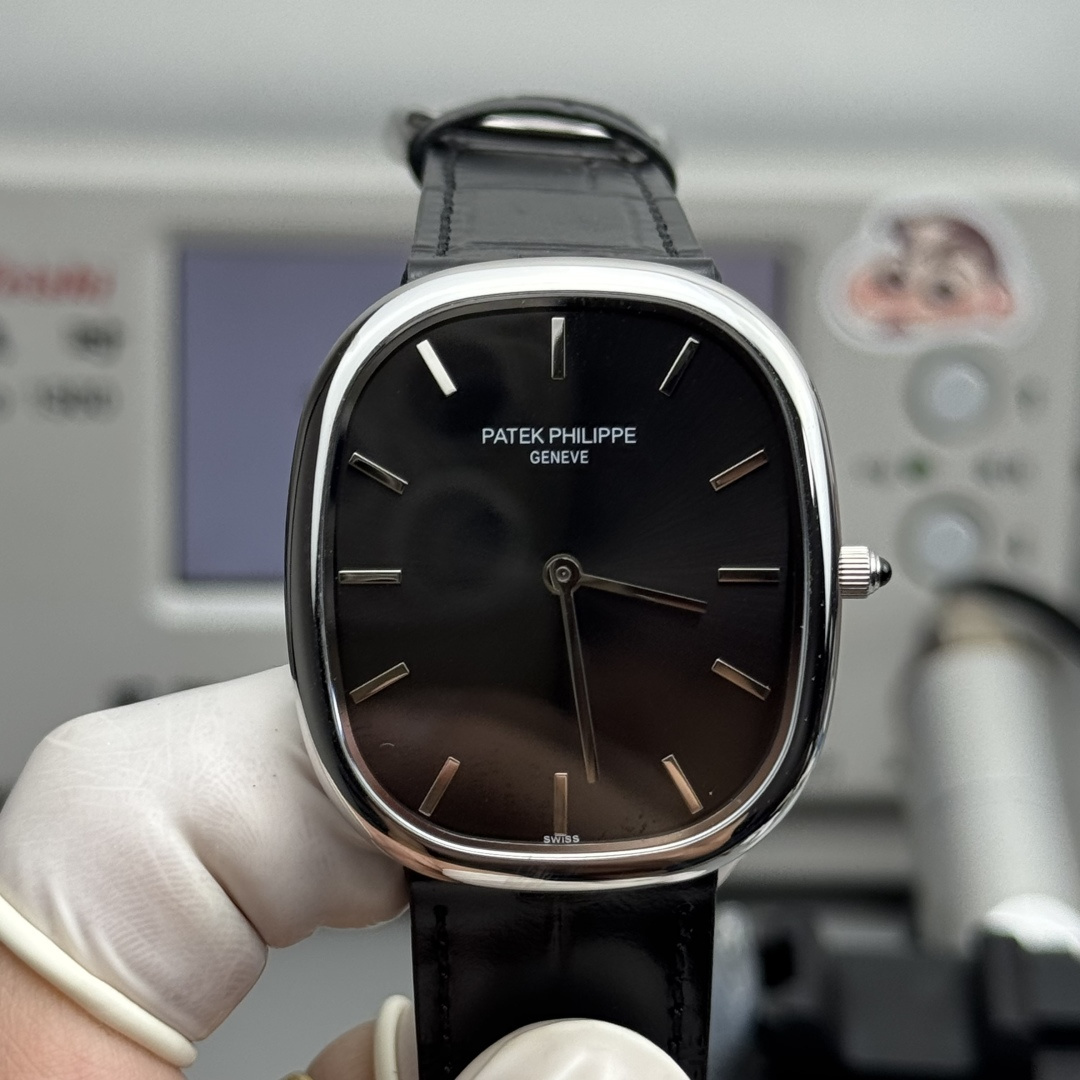 PATEK PHILIPPE GOLDEN  ELLIPSE  34.5mm×39.5mm【black face】