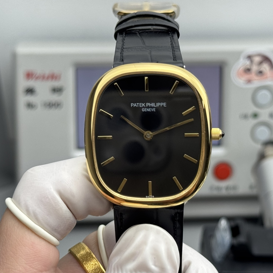 PATEK PHILIPPE GOLDEN  ELLIPSE  34.5mm×39.5mm【gold shell black】