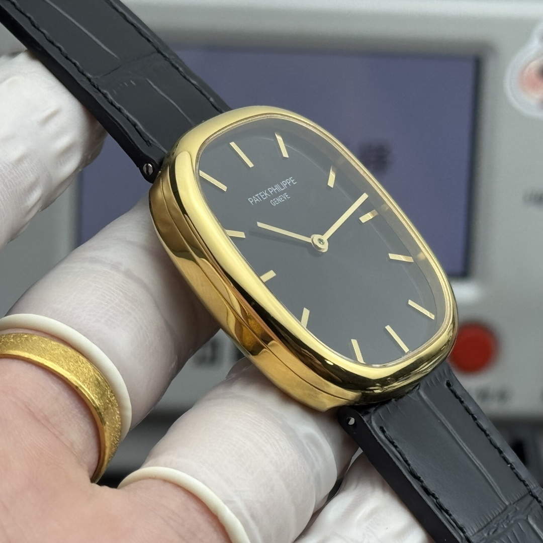 PATEK PHILIPPE GOLDEN  ELLIPSE  34.5mm×39.5mm【gold shell black】