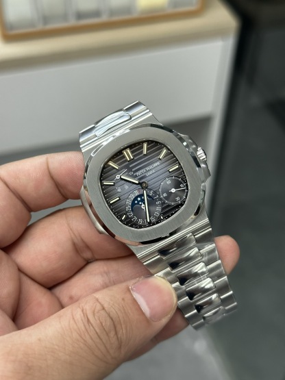 PATEK PHILIPPE NAUTILUS 40mm【5712/1A-001】