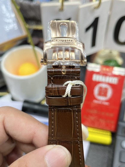 PATEK PHILIPPE NAUTILUS 40mm【5712GR-001】