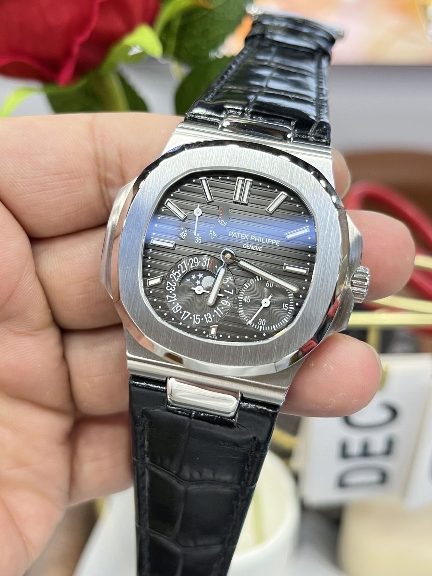 PATEK PHILIPPE NAUTILUS 40mm【5712G-001】