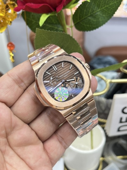 PATEK PHILIPPE NAUTILUS 40mm【5712/1R-001】